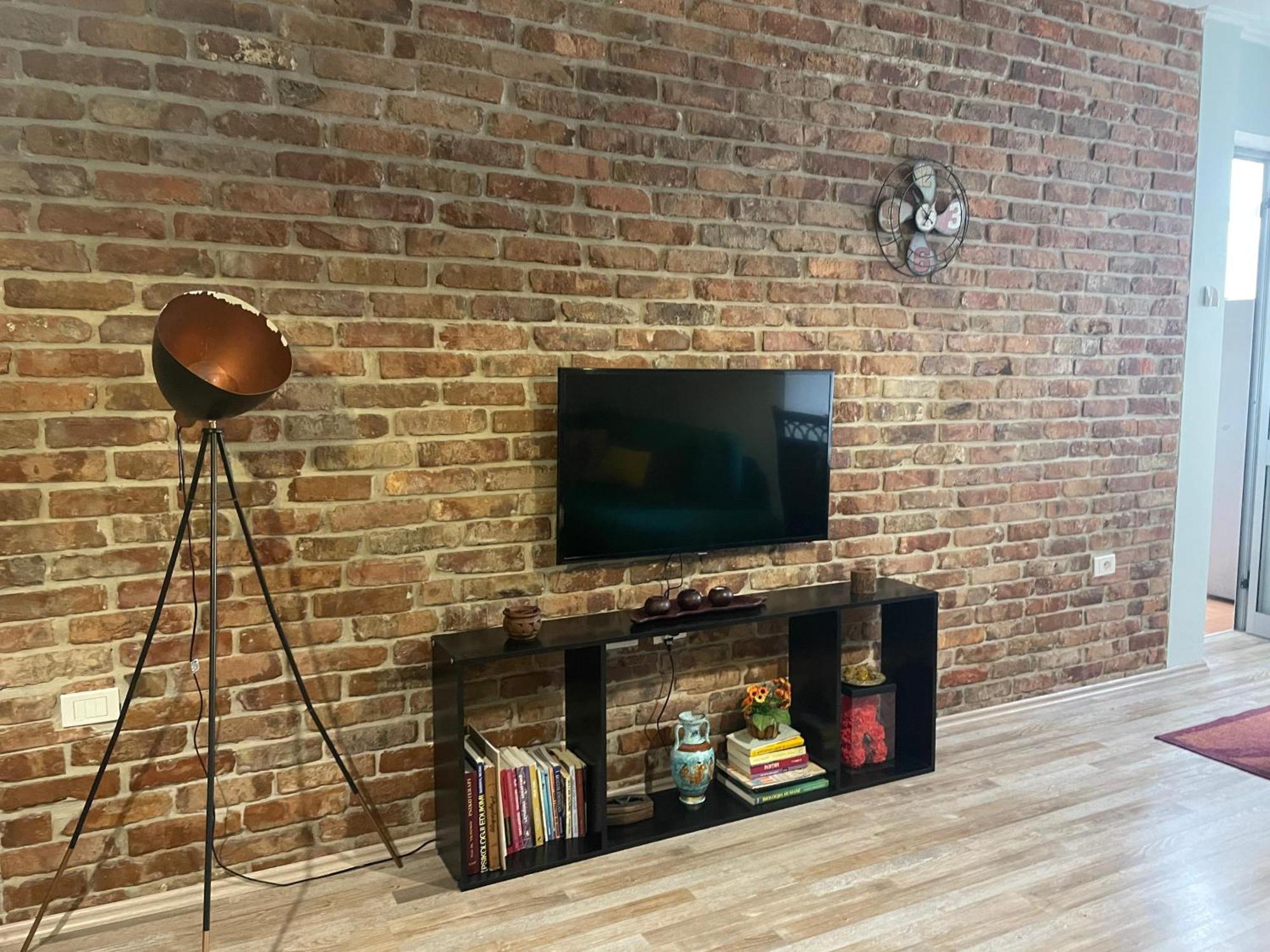 Bricks Apartment Near Pazari I Ri Tirana Eksteriør billede